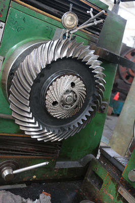20CrNi2 MoA Alloy Steel Spiral Bevel alinha o grupo para redutores da engrenagem