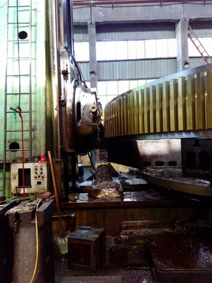 AISI 4340 Engrenagem de circunferência de grande tamanho e pinhão para durabilidade e eficiência