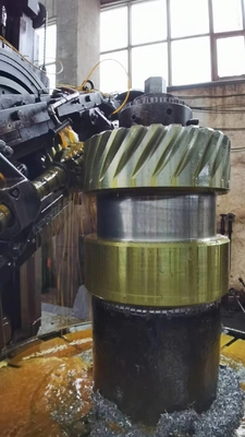 Transmissão de engrenagem dupla helicoidal Pinion Hobbing Services 70mm ISO 8-9 Grade