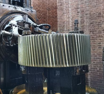 Transmissão de Potência Estável com Engrenagem Helicoidal Simples para Linhas de Produção Automatizadas