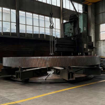 O eixo de engrenagem de transmissão é feito sob medida com moagem de engrenagem e engrenagem de engrenagem