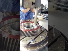 Único pinhão de aço helicoidal de alta velocidade Ra0.8 da transmissão 17CrNiMo6 do trem de engrenagem